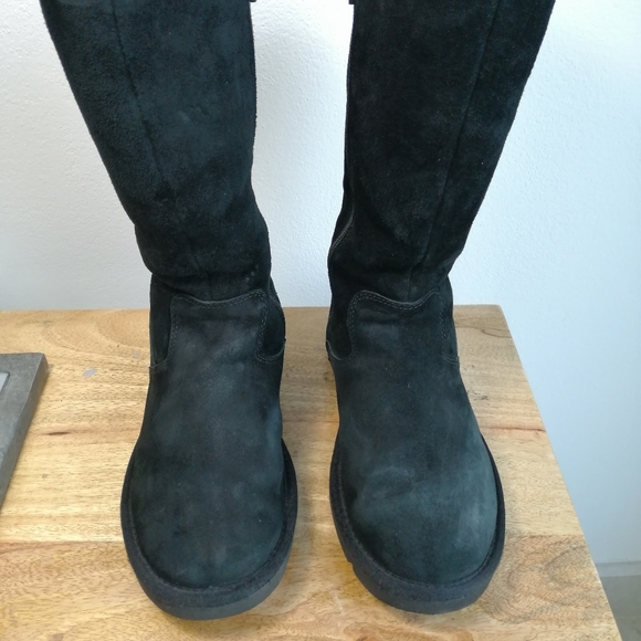 Ugg boots - Picture 3 of 8